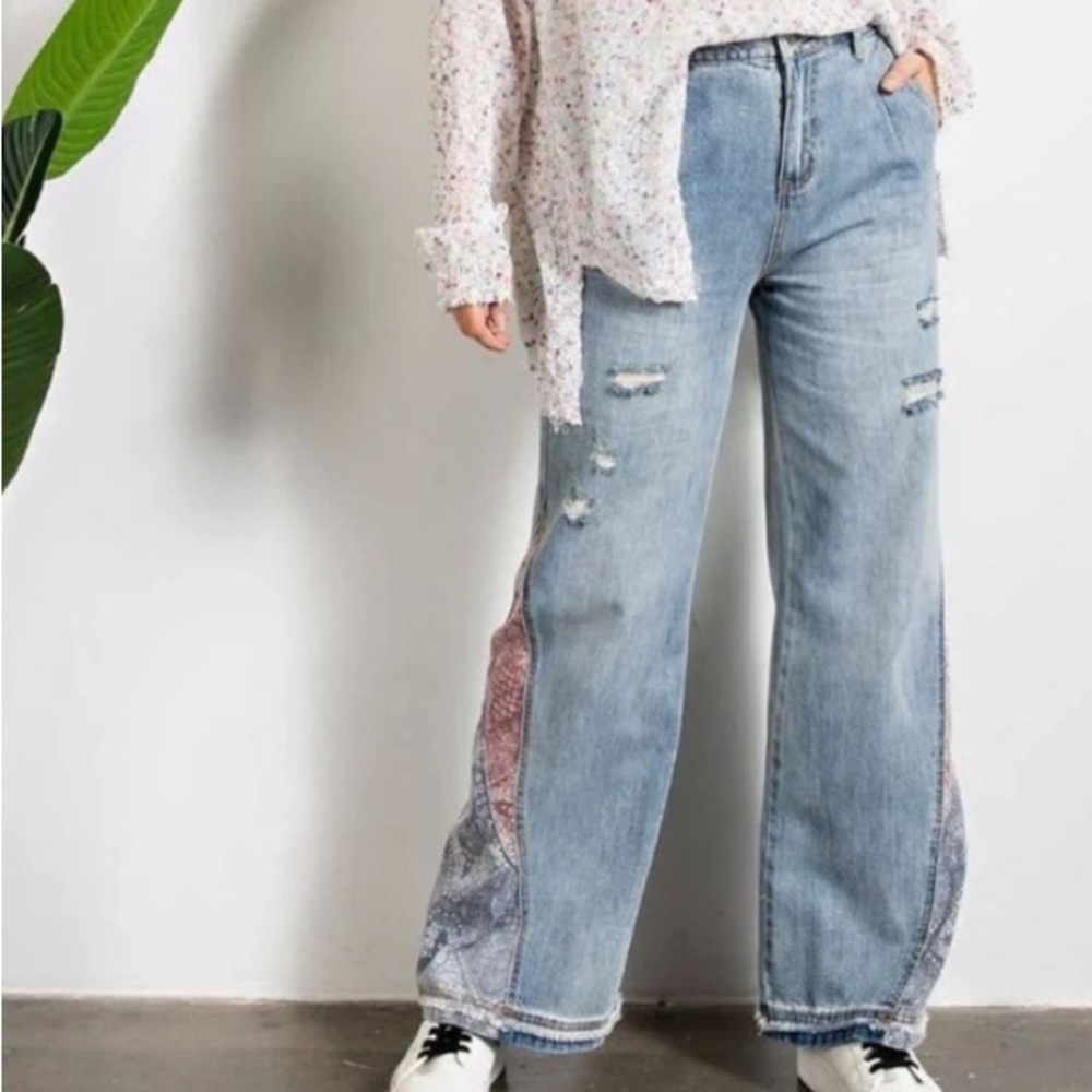 Easel Women’s Cotton Bohemian Patchwork Bellbottom Faded Blue Jeans Size Large